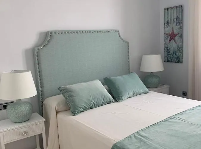 Coral Oro En La Caleta Ha Apartment *